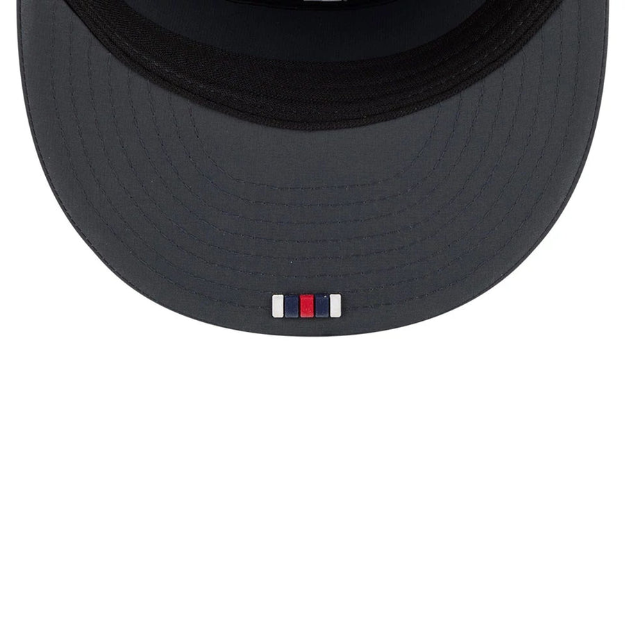 This is a New England Patriots NFL Sideline Charcoal 9FIFTY Split Panel Snapback Adjustable Cap 2