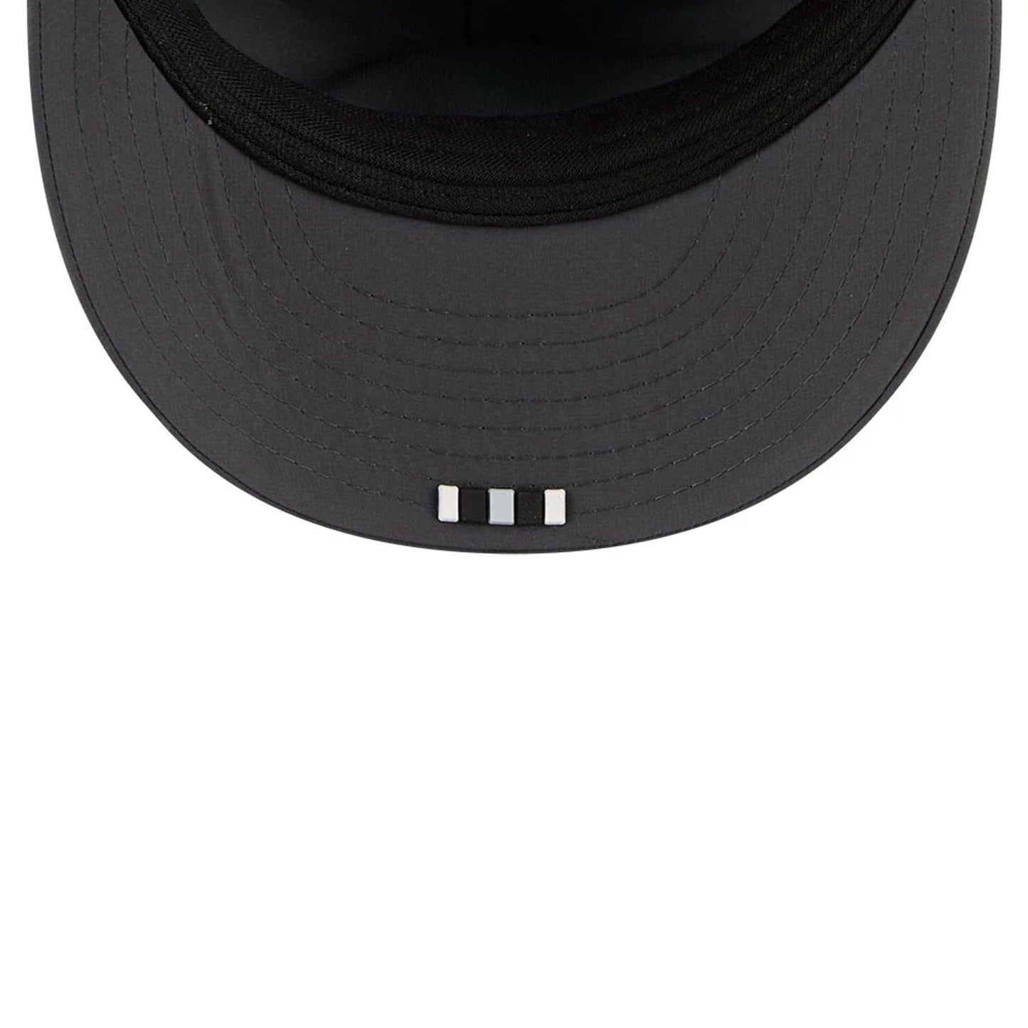 This is a Las Vegas Raiders NFL Sideline Charcoal Retro Crown 59FIFTY Fitted Cap 2