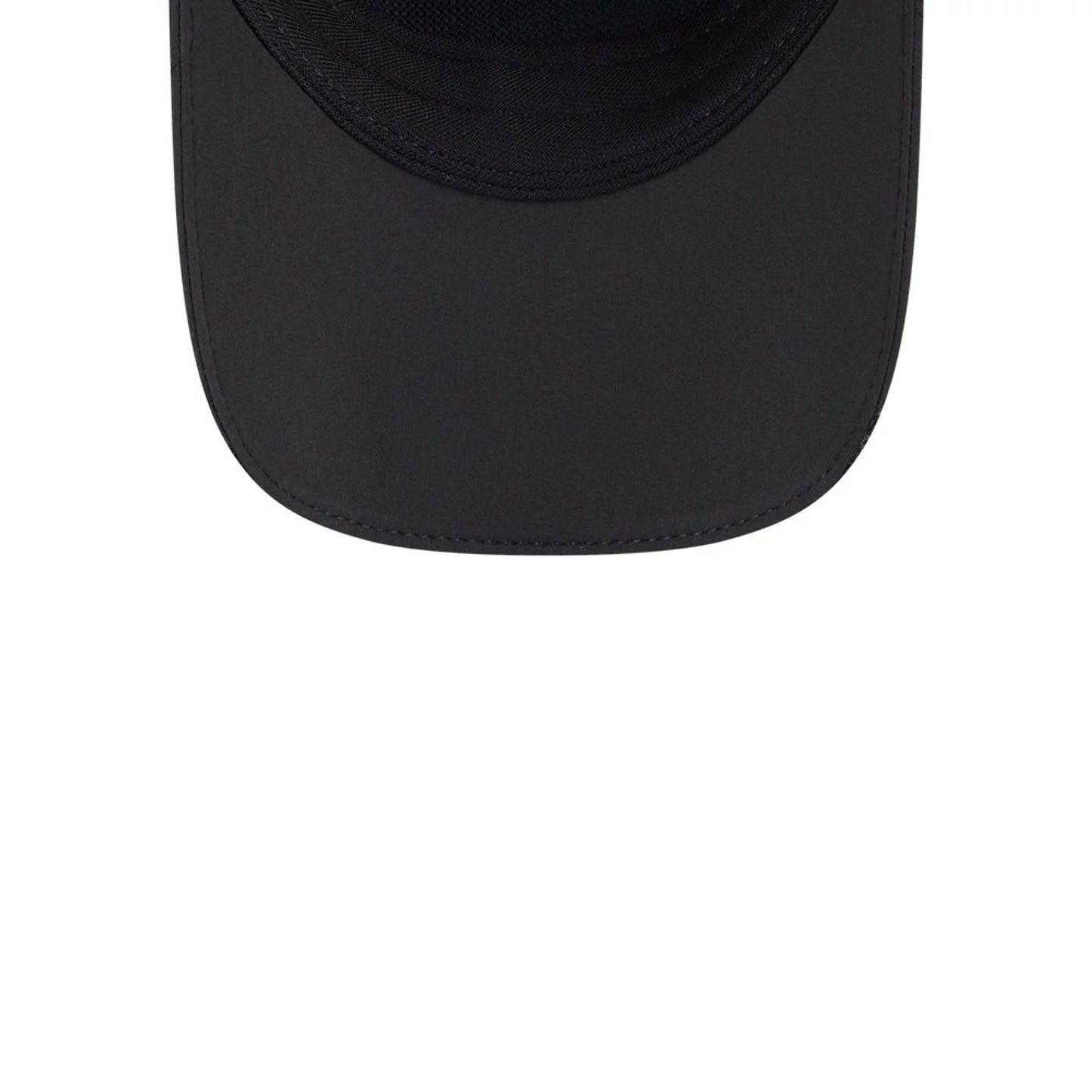 This is a Las Vegas Raiders NFL Sideline 2025 Black Runner Adjustable Cap 7