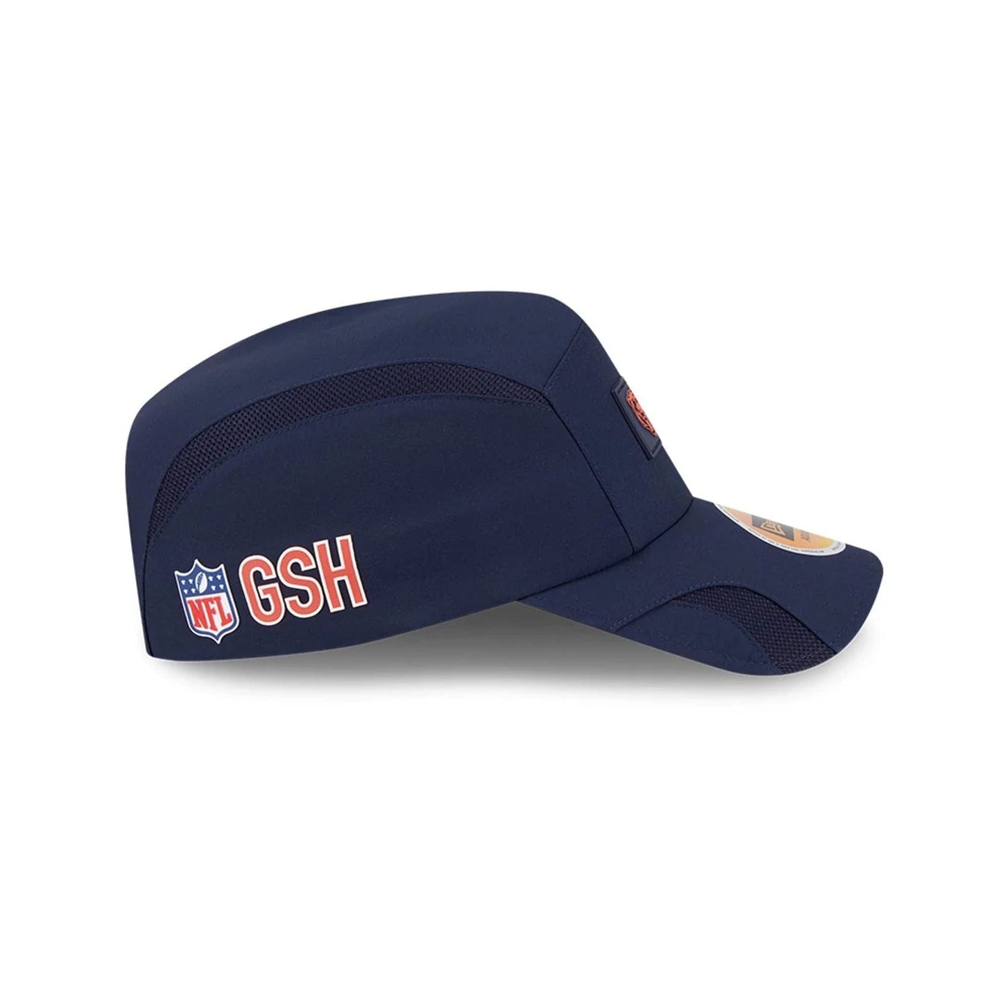 This is a Chicago Bears NFL Sideline 2025 Navy Runner Adjustable Cap 4