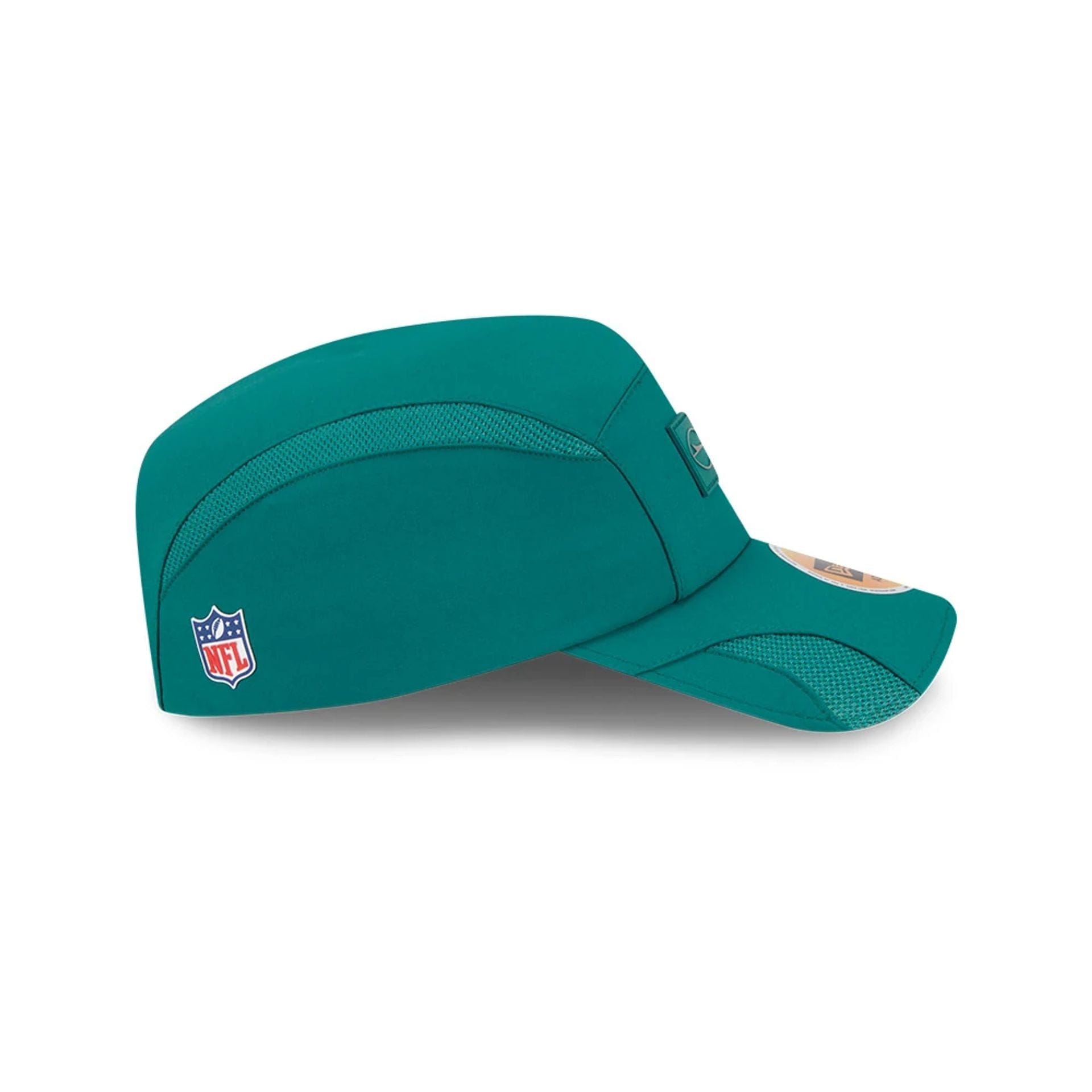 This is a New York Jets NFL Sideline 2025 Green Runner Adjustable Cap 5