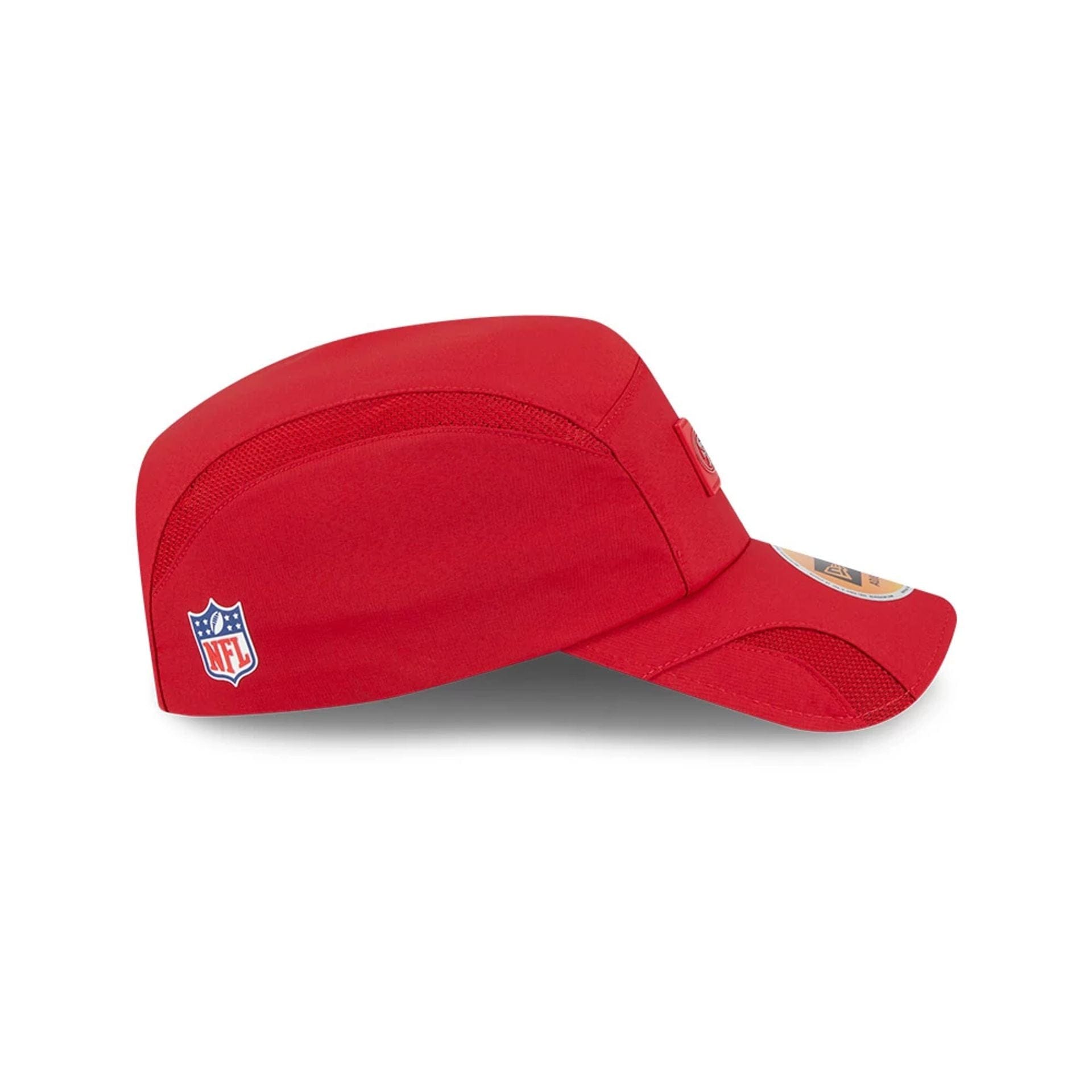 This is a San Francisco 49ers NFL Sideline 2025 Red Runner Adjustable Cap 4