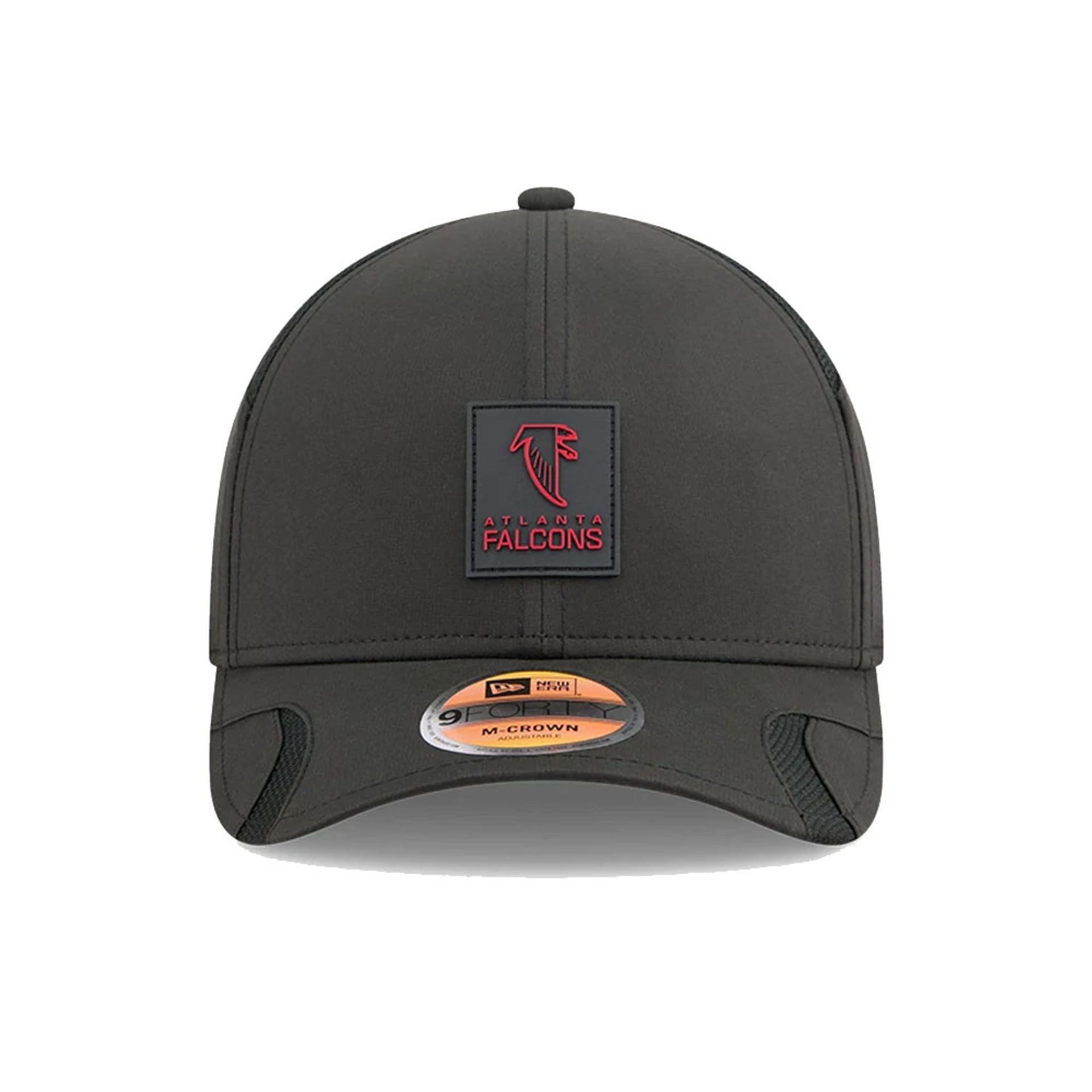This is a Atlanta Falcons NFL Sideline 2025 Black 9FORTY M-Crown Adjustable Cap 3