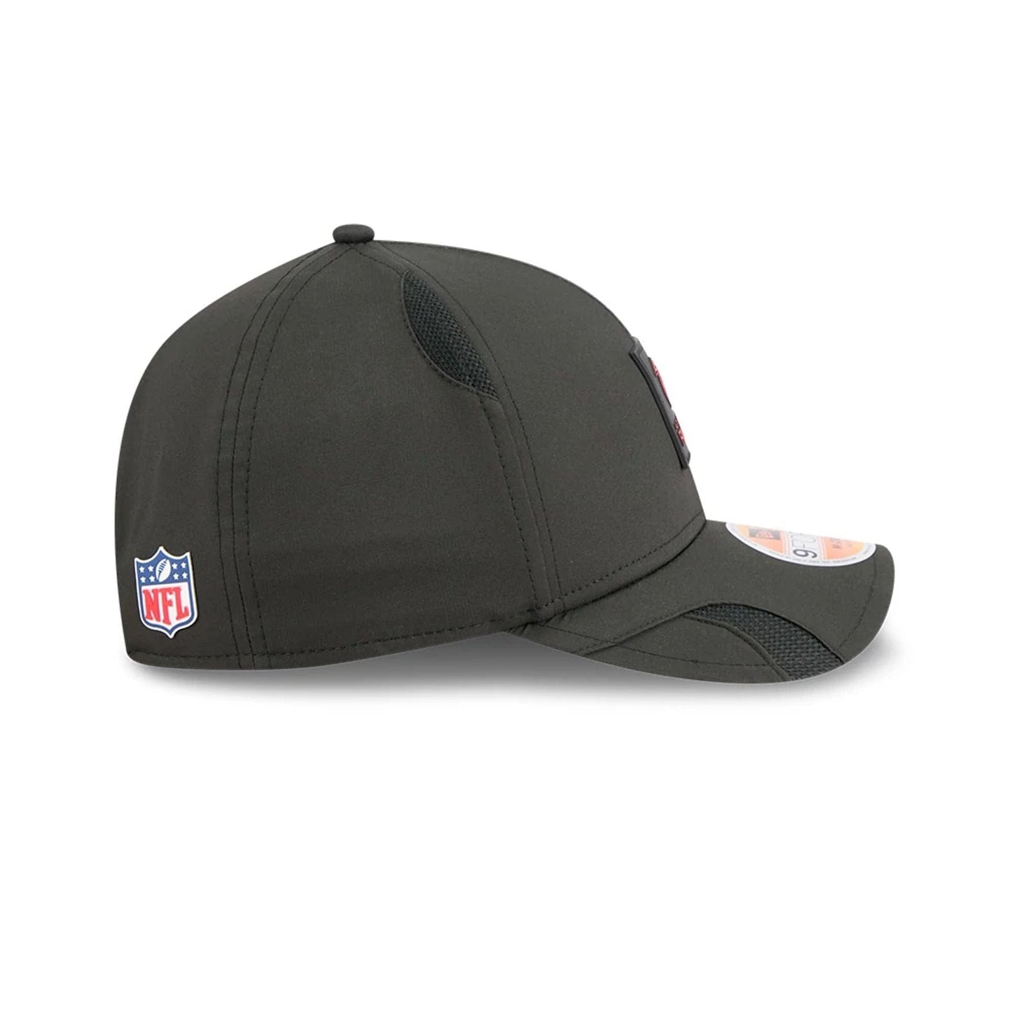 This is a Atlanta Falcons NFL Sideline 2025 Black 9FORTY M-Crown Adjustable Cap 5