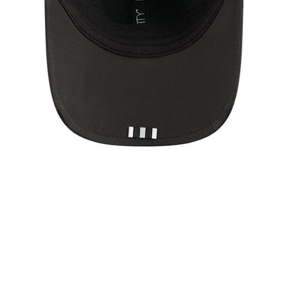 This is a Oakland Raiders NFL Sideline 2025 Black 9FORTY M-Crown Adjustable Cap 2