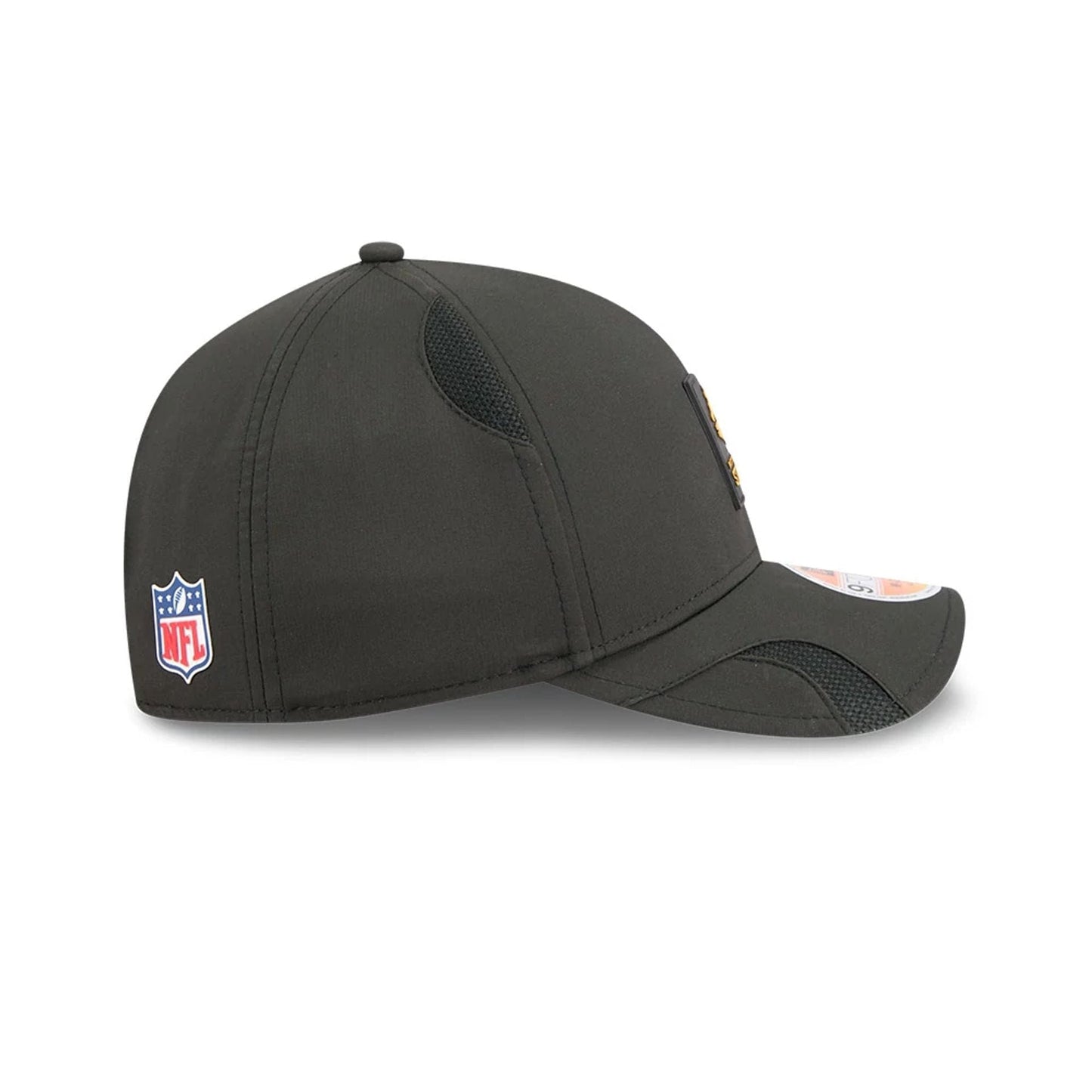 This is a Pittsburgh Steelers NFL Sideline 2025 Black 9FORTY M-Crown Adjustable Cap 6