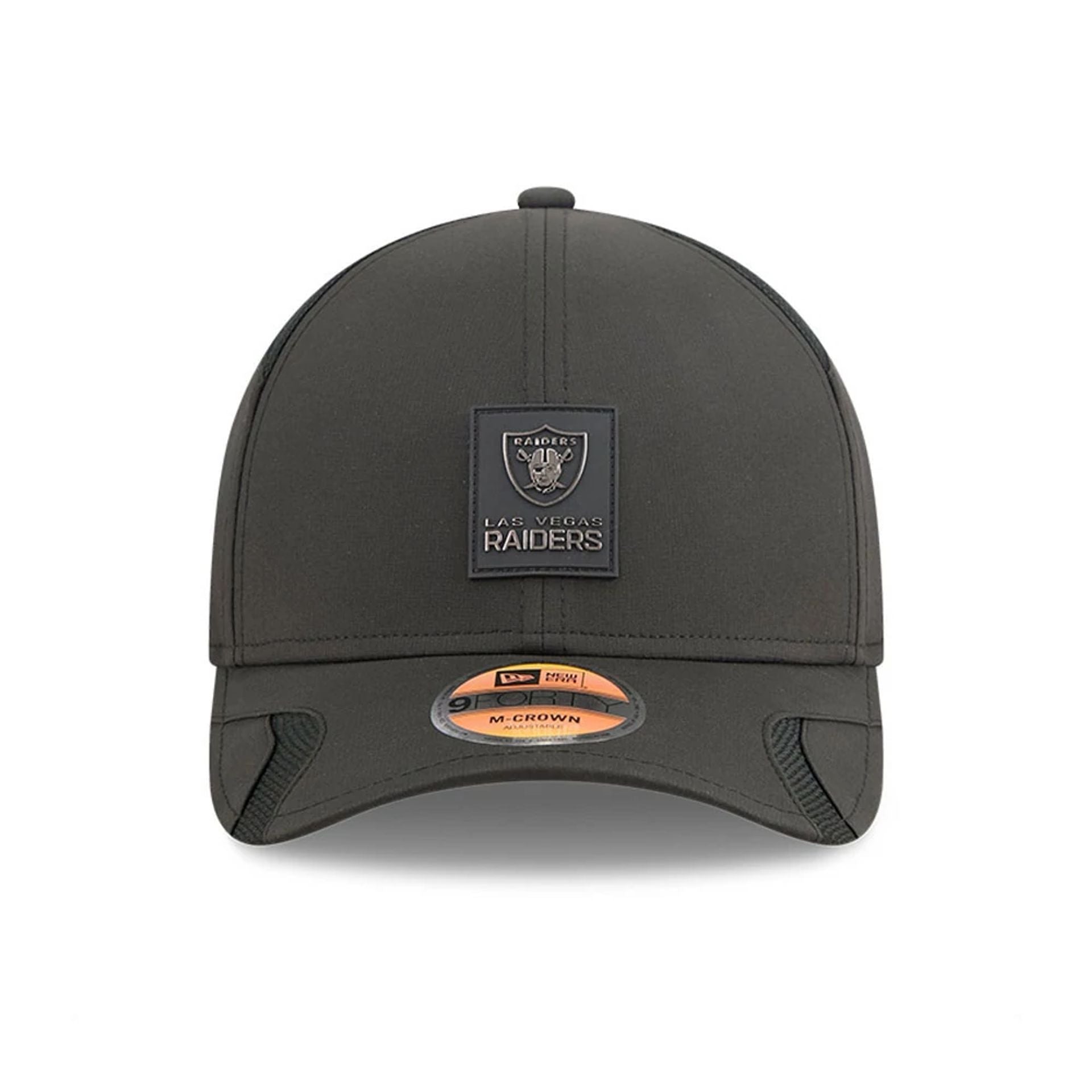 This is a Las Vegas Raiders NFL Sideline 2025 Black 9FORTY M-Crown Adjustable Cap 3
