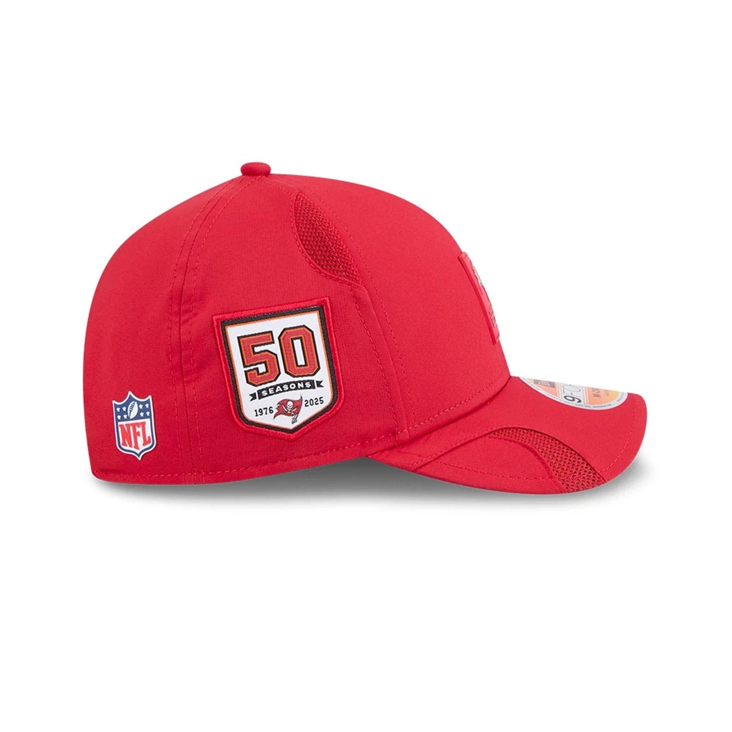 This is a Tampa Bay Buccaneers NFL Sideline 2025 Red 9FORTY M-Crown Adjustable Cap 5