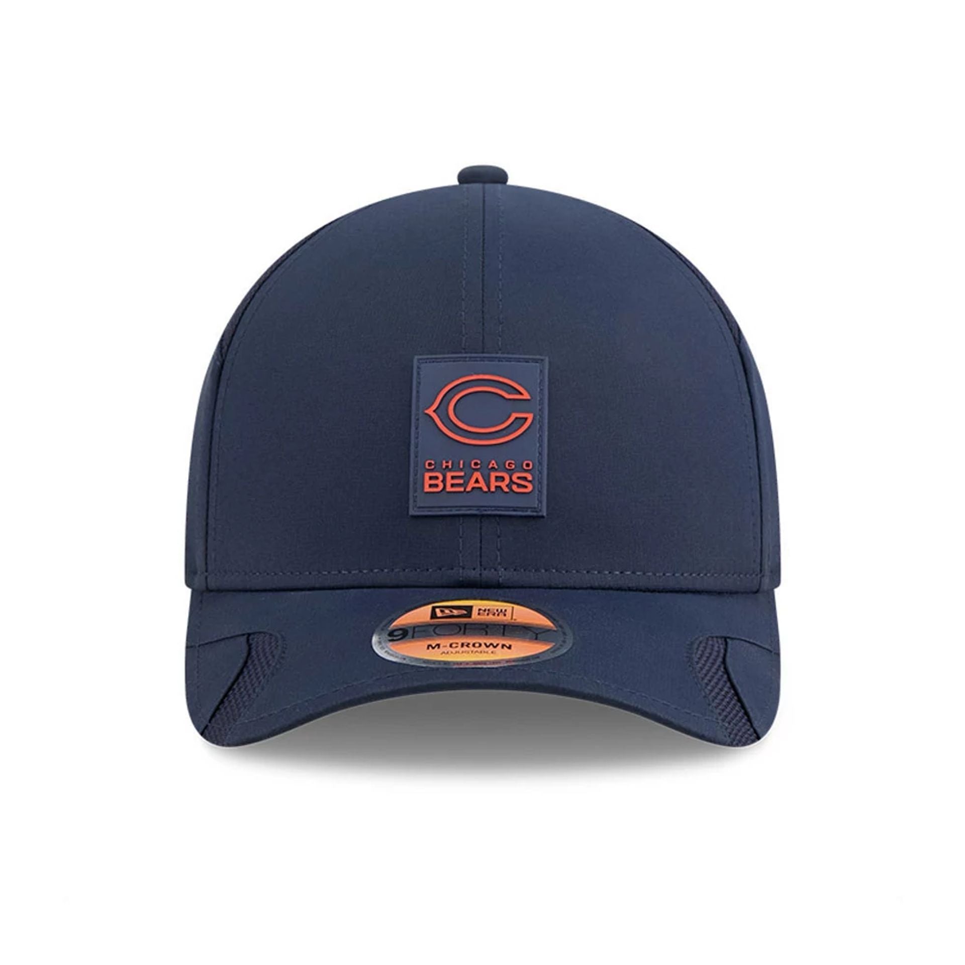 This is a Chicago Bears NFL Sideline 2025 Navy 9FORTY M-Crown Adjustable Cap 3