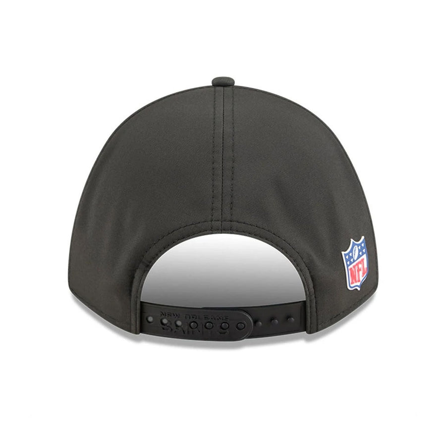 This is a New Orleans Saints NFL Sideline 2025 Black 9FORTY M-Crown Adjustable Cap 7