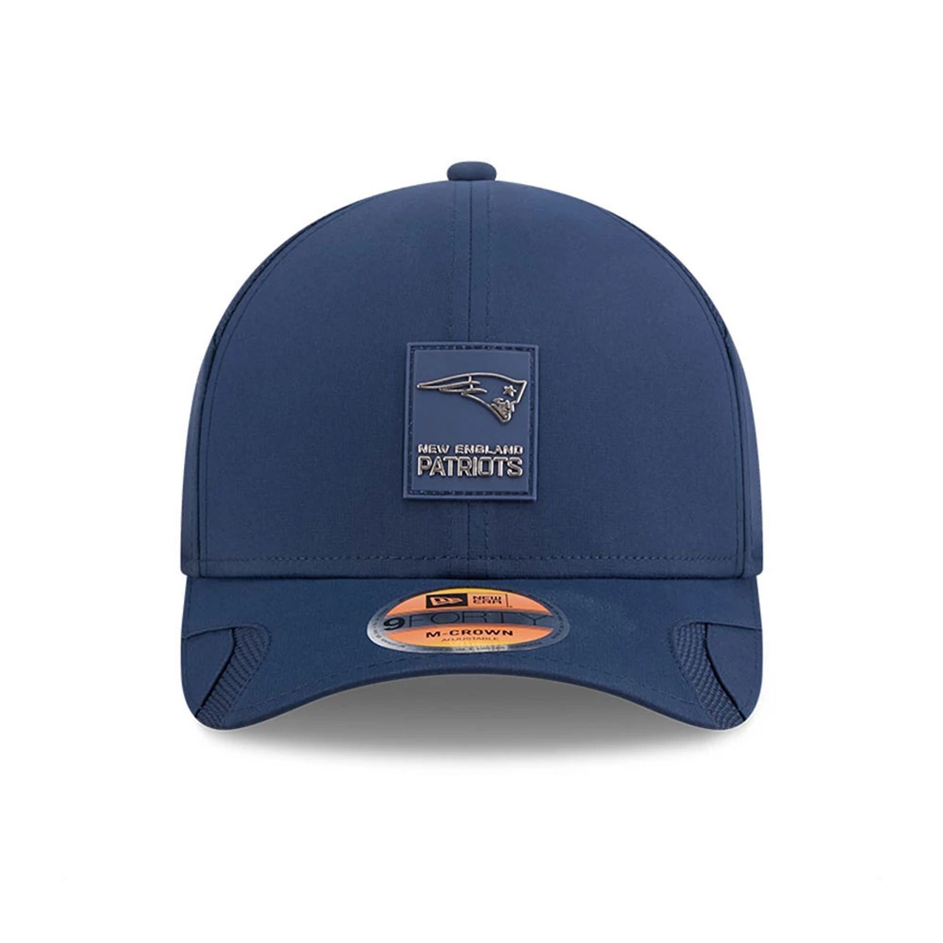 This is a New England Patriots NFL Sideline 2025 Dark Blue 9FORTY M-Crown Adjustable Cap 3