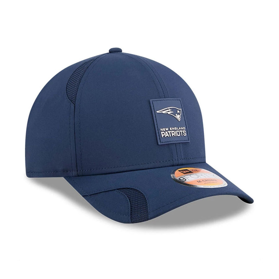 This is a New England Patriots NFL Sideline 2025 Dark Blue 9FORTY M-Crown Adjustable Cap 4