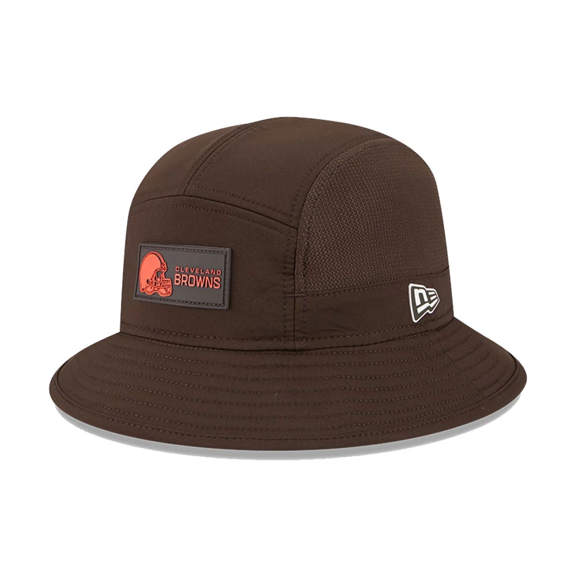 This is a Cleveland Browns NFL Sideline 2025 Dark Brown Stretch Bucket Hat 1
