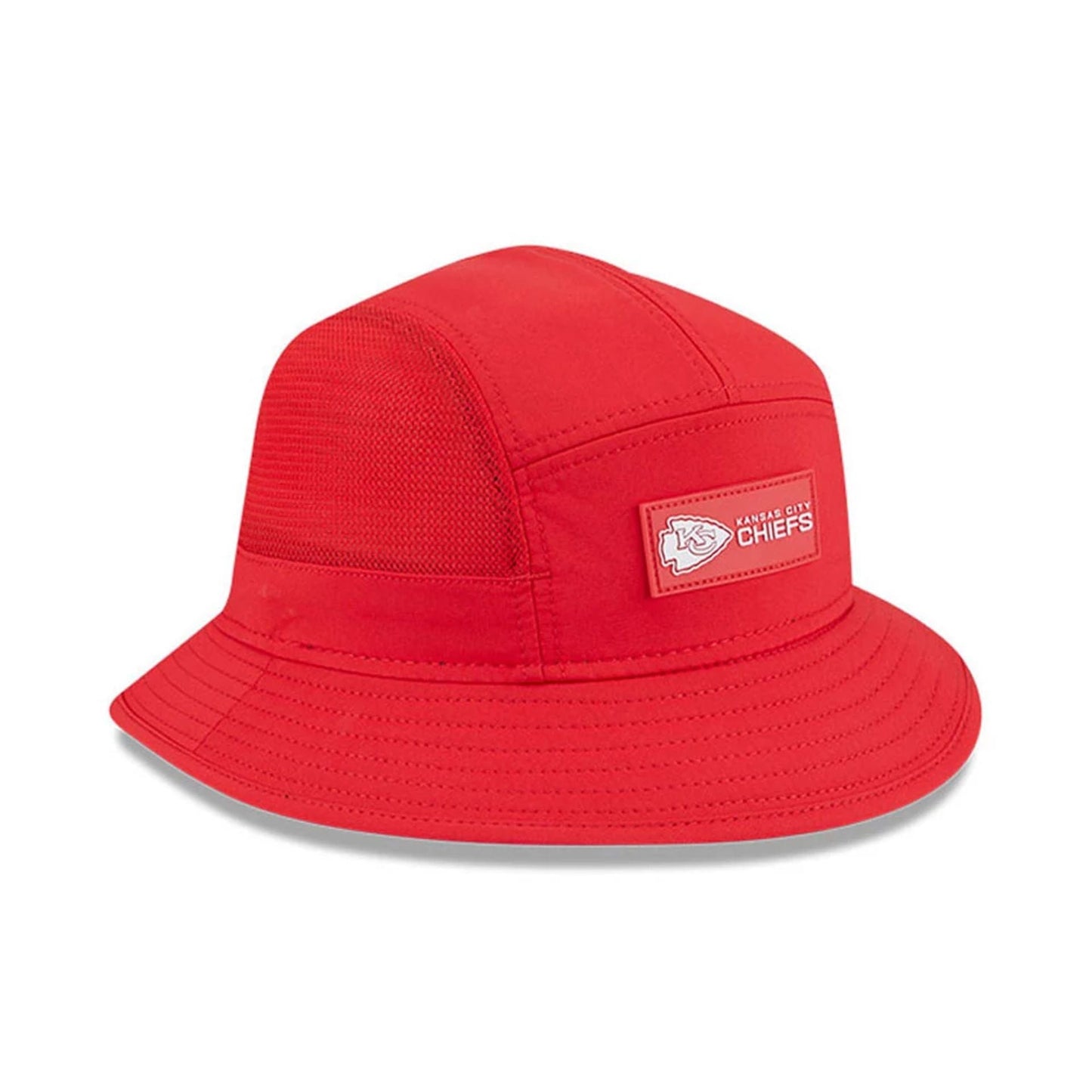 This is a Kansas City Chiefs NFL Sideline 2025 Red Stretch Bucket Hat 4