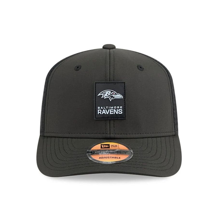 This is a Baltimore Ravens NFL Sideline 2025 Black 9SEVENTY Trucker Stretch Snap Adjustable Cap 2