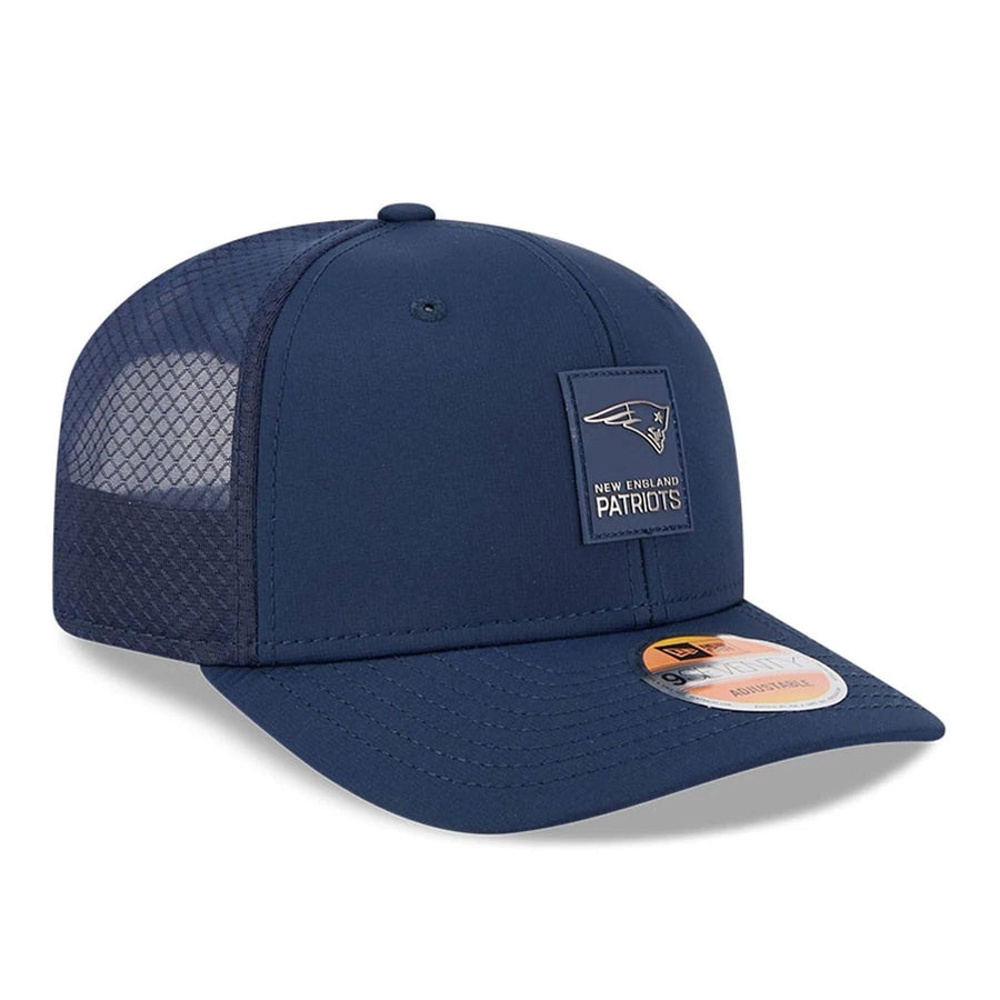 This is a New England Patriots NFL Sideline 2025 Dark Blue 9SEVENTY Trucker Stretch Snap Adjustable Cap 3