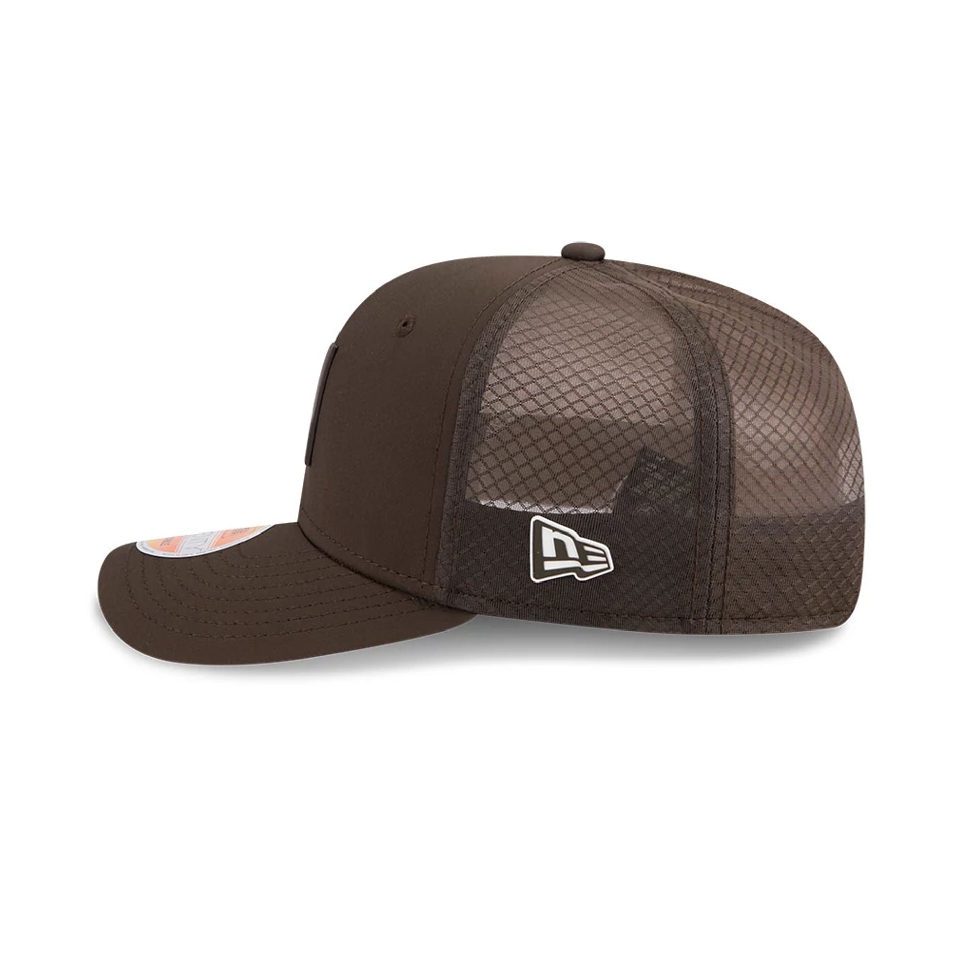 This is a Cleveland Browns NFL Sideline 2025 Dark Brown 9SEVENTY Trucker Stretch Snap Adjustable Cap 4
