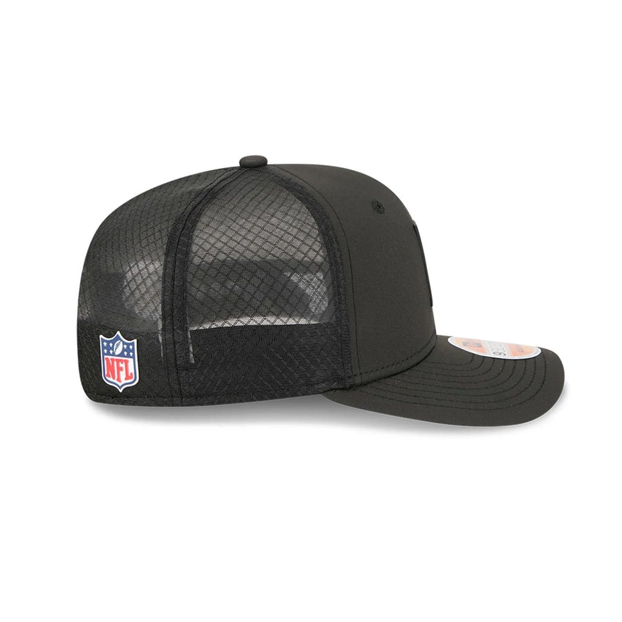 This is a Indianapolis Colts NFL Sideline 2025 Black 9SEVENTY Trucker Stretch Snap Adjustable Cap 6