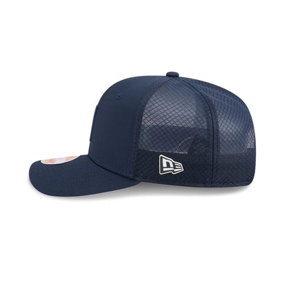 This is a Chicago Bears NFL Sideline 2025 Navy 9SEVENTY Trucker Stretch Snap Adjustable Cap 5