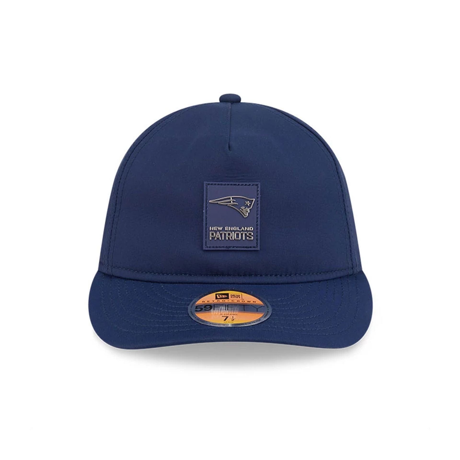 This is a New England Patriots NFL Sideline 2025 Dark Blue Retro Crown 59FIFTY Fitted Cap 2
