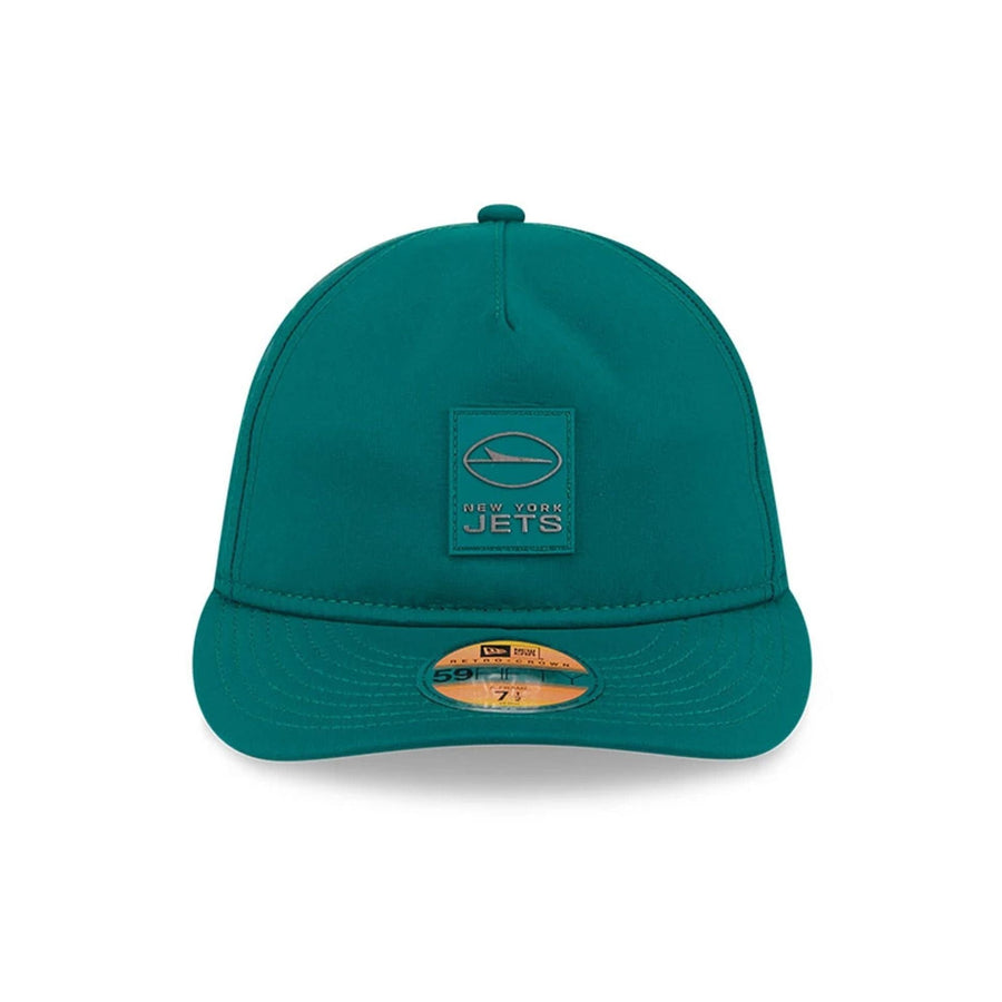 This is a New York Jets NFL Sideline 2025 Green Retro Crown 59FIFTY Fitted Cap 2