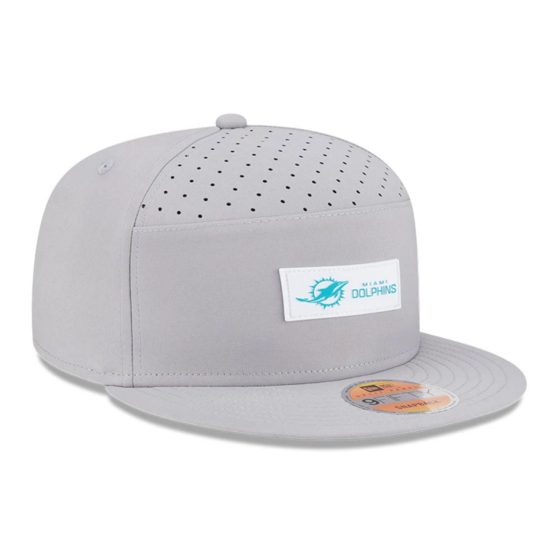 This is a Miami Dolphins NFL Sideline 2025 Grey 9FIFTY Split Panel Snapback Adjustable Cap 3
