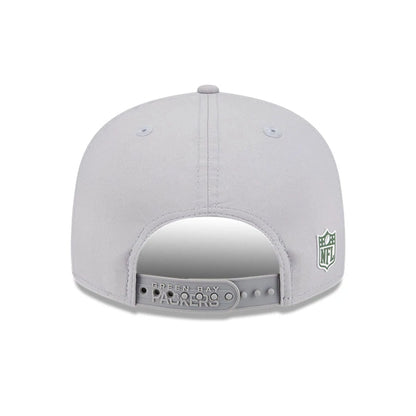 This is a Green Bay Packers NFL Sideline 2025 Grey 9FIFTY Split Panel Snapback Adjustable Cap 6
