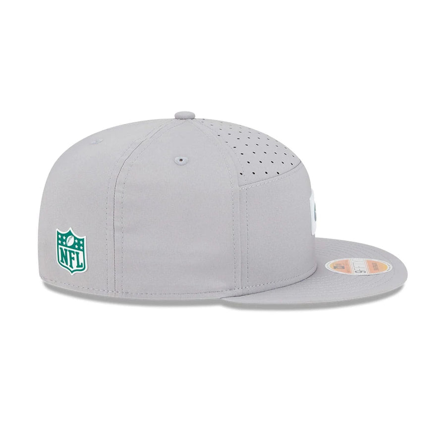 This is a New York Jets NFL Sideline 2025 Grey 9FIFTY Split Panel Snapback Adjustable Cap 5