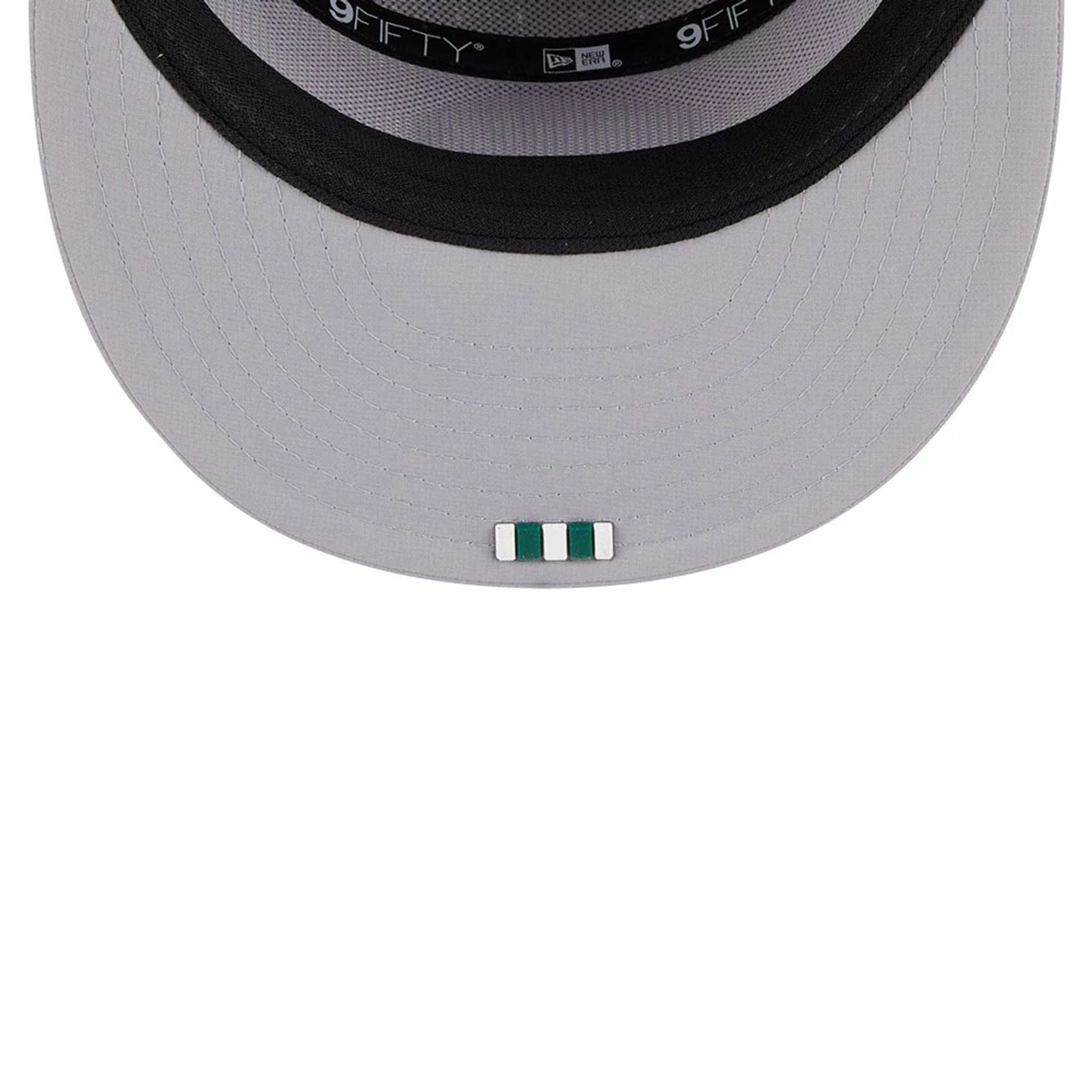 This is a New York Jets NFL Sideline 2025 Grey 9FIFTY Split Panel Snapback Adjustable Cap 7