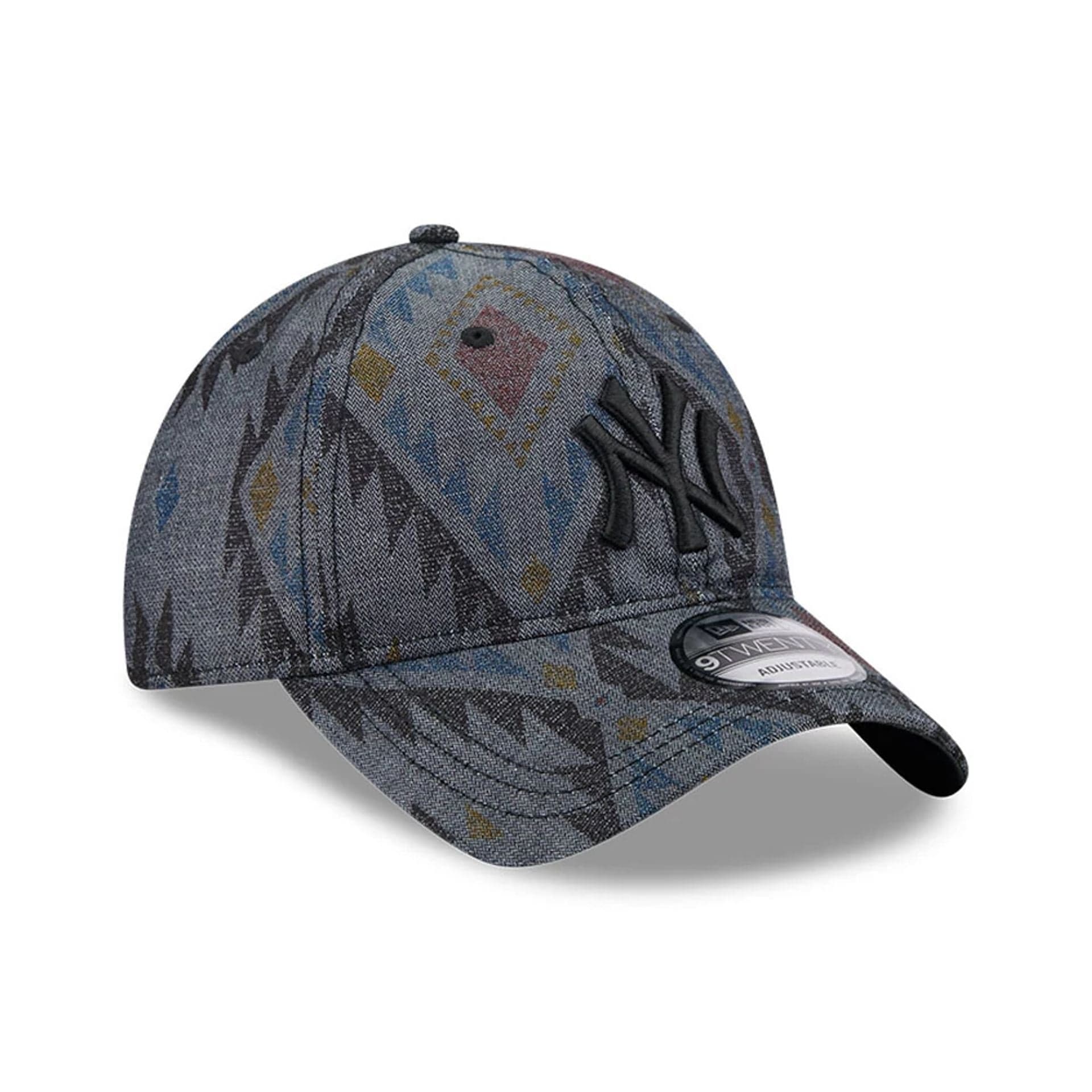 This is a New York Yankees Aztec Pattern Navy 9TWENTY Adjustable Cap 4