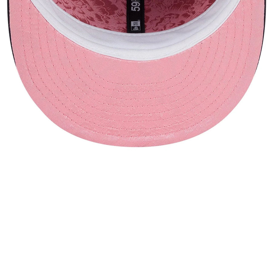 This is a Atlanta Braves Floral Undervisor Navy 59FIFTY Fitted Cap 2