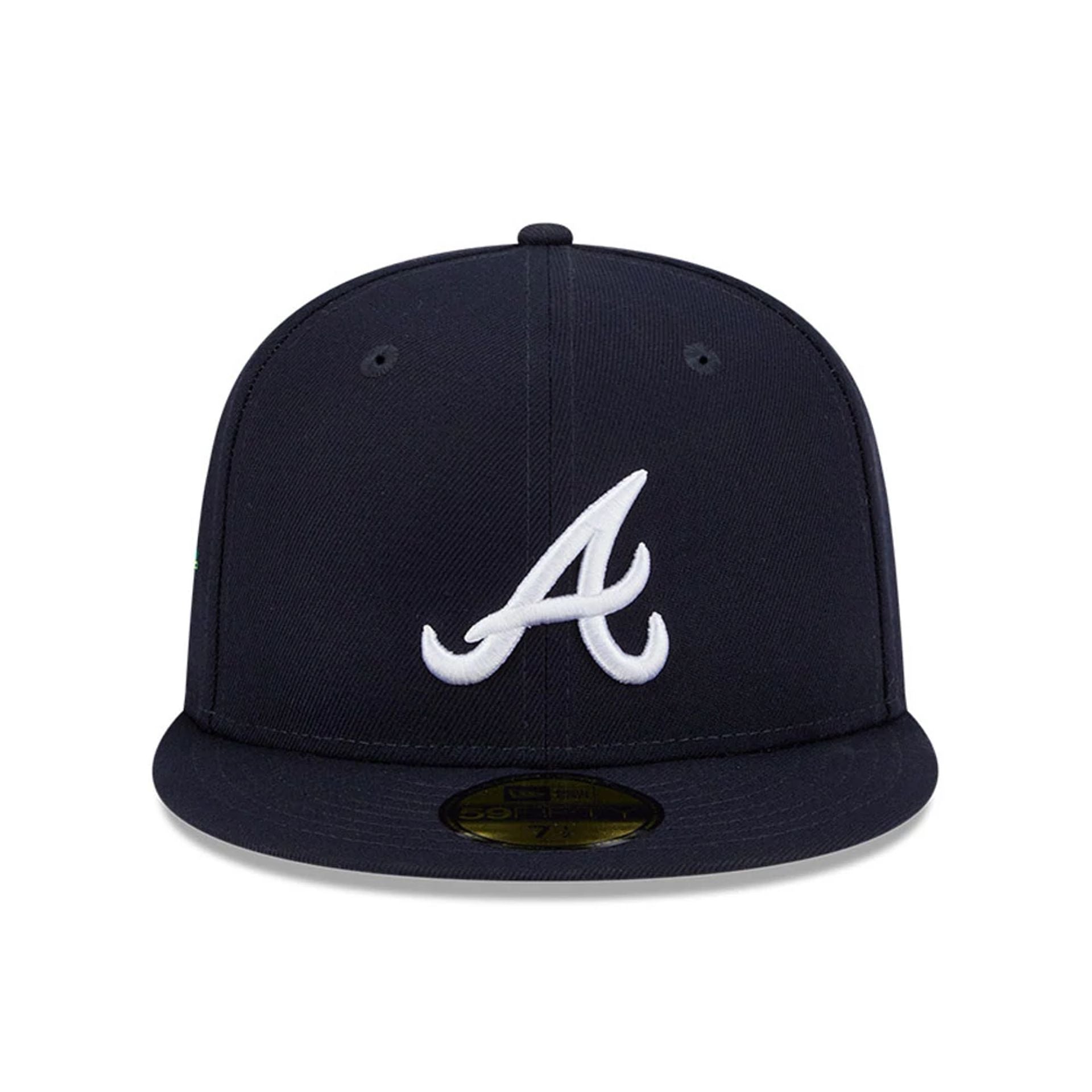 This is a Atlanta Braves Floral Undervisor Navy 59FIFTY Fitted Cap 3