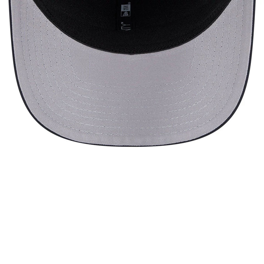 This is a Chicago Bears NFL Coach Navy 9SEVENTY Stretch Snap Adjustable Cap 2