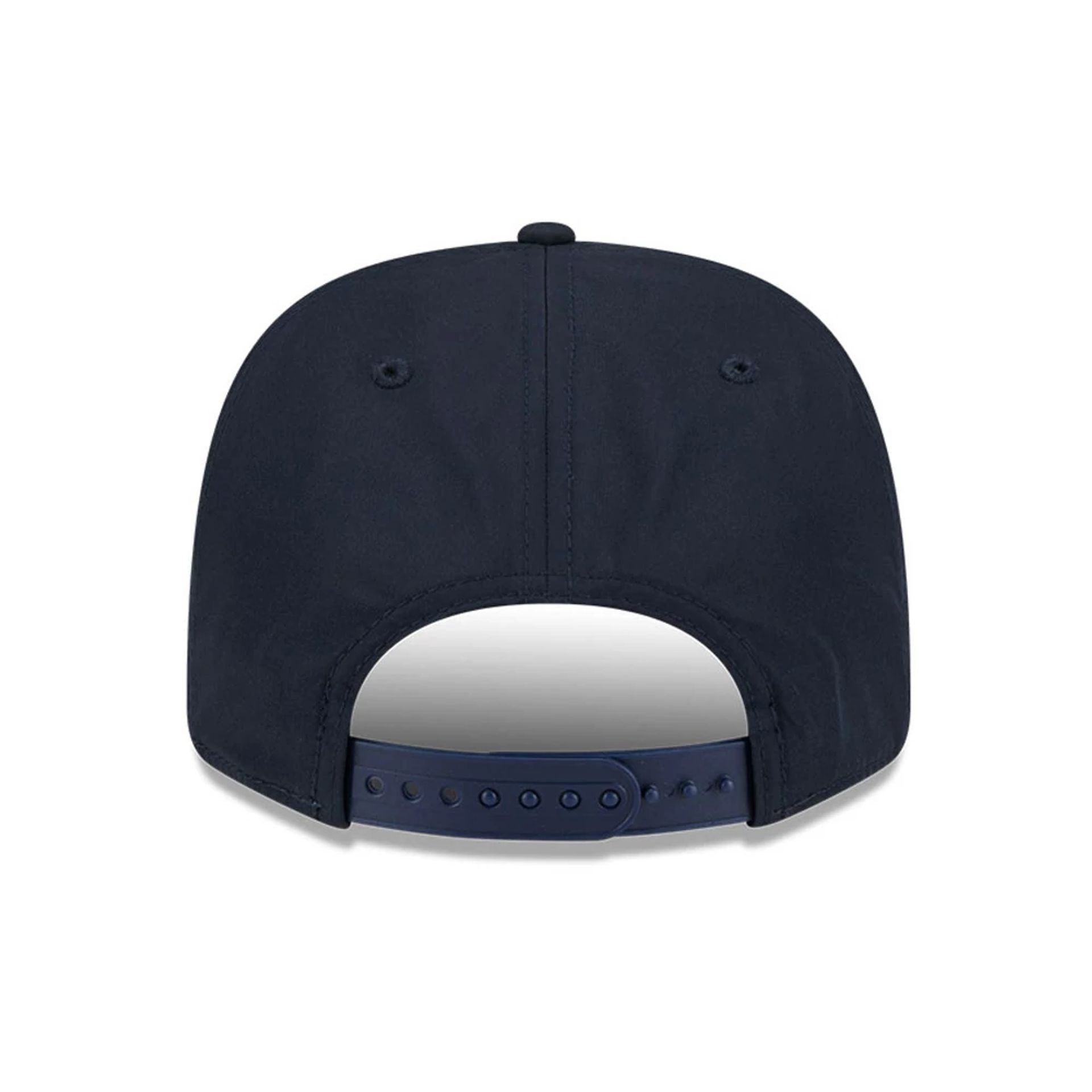 This is a Chicago Bears NFL Coach Navy 9SEVENTY Stretch Snap Adjustable Cap 7