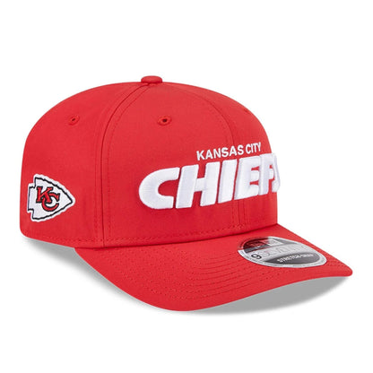 This is a Kansas City Chiefs NFL Coach Red 9SEVENTY Stretch Snap Adjustable Cap 1