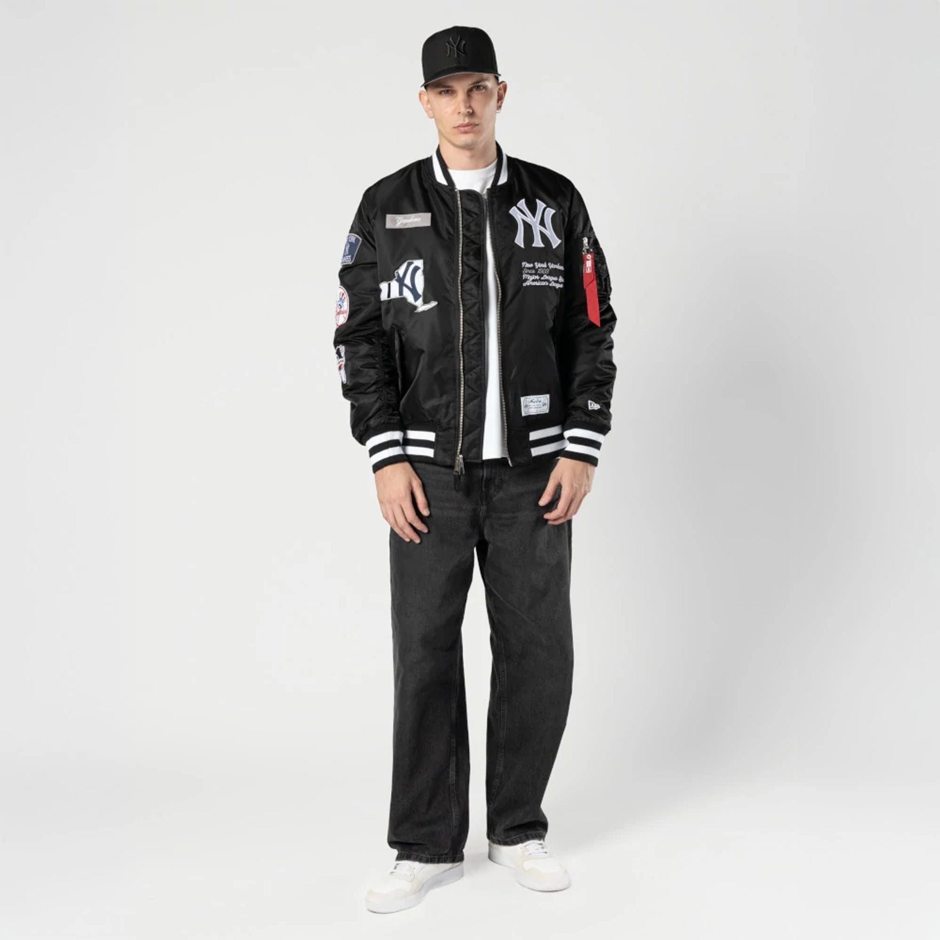 MLB X Alpha New York Yankees Black Bomber Jacket | NEC EU