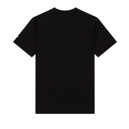 The Male model is wearing Chicago Bulls NBA Wordmark Black T-Shirt 2