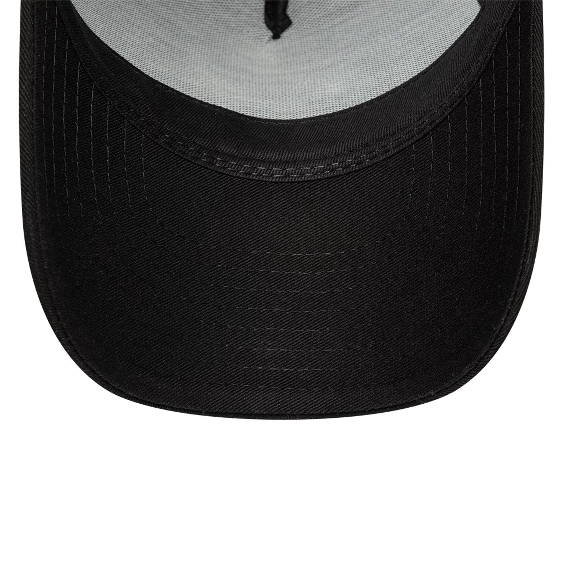 This is a AC Milan Youth Puff Print Black 9FORTY A-Frame Trucker Adjustable Cap 7
