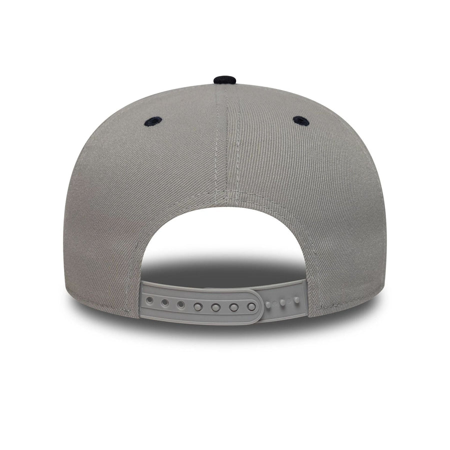 This is a New York Yankees MLB Player Grey 9FIFTY A-Frame Snapback Adjustable Cap 7