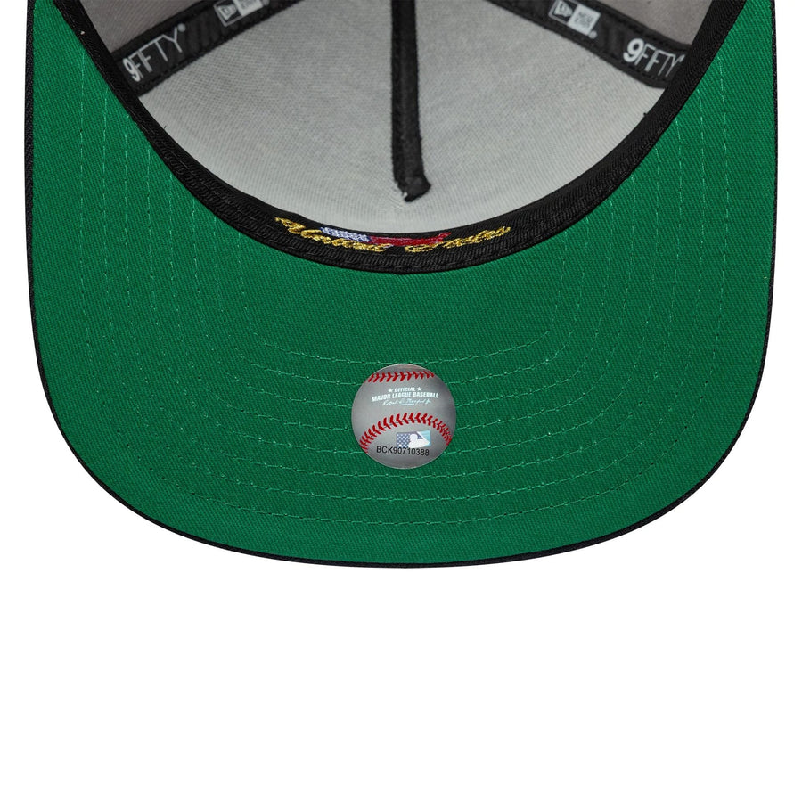 This is a New York Yankees MLB Player Grey 9FIFTY A-Frame Snapback Adjustable Cap 2