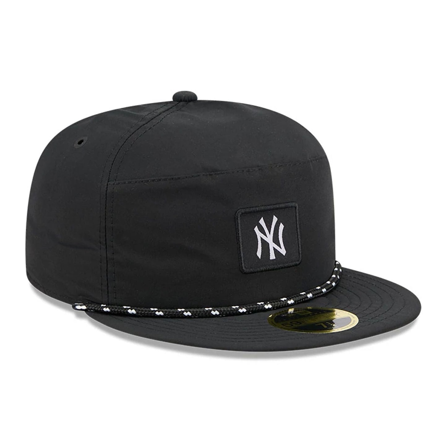 This is a New York Yankees 59FIFTY Day Black 59FIFTY Split Panel Fitted Cap 4
