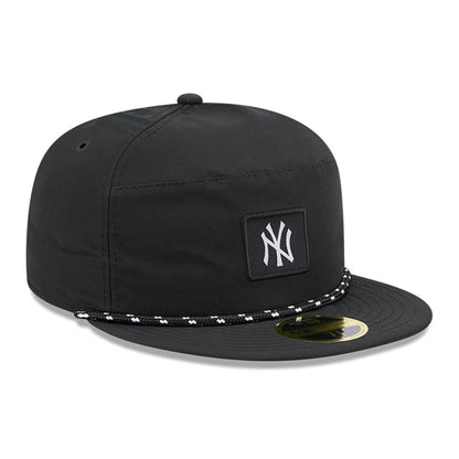 This is a New York Yankees 59FIFTY Day Black 59FIFTY Split Panel Fitted Cap 4
