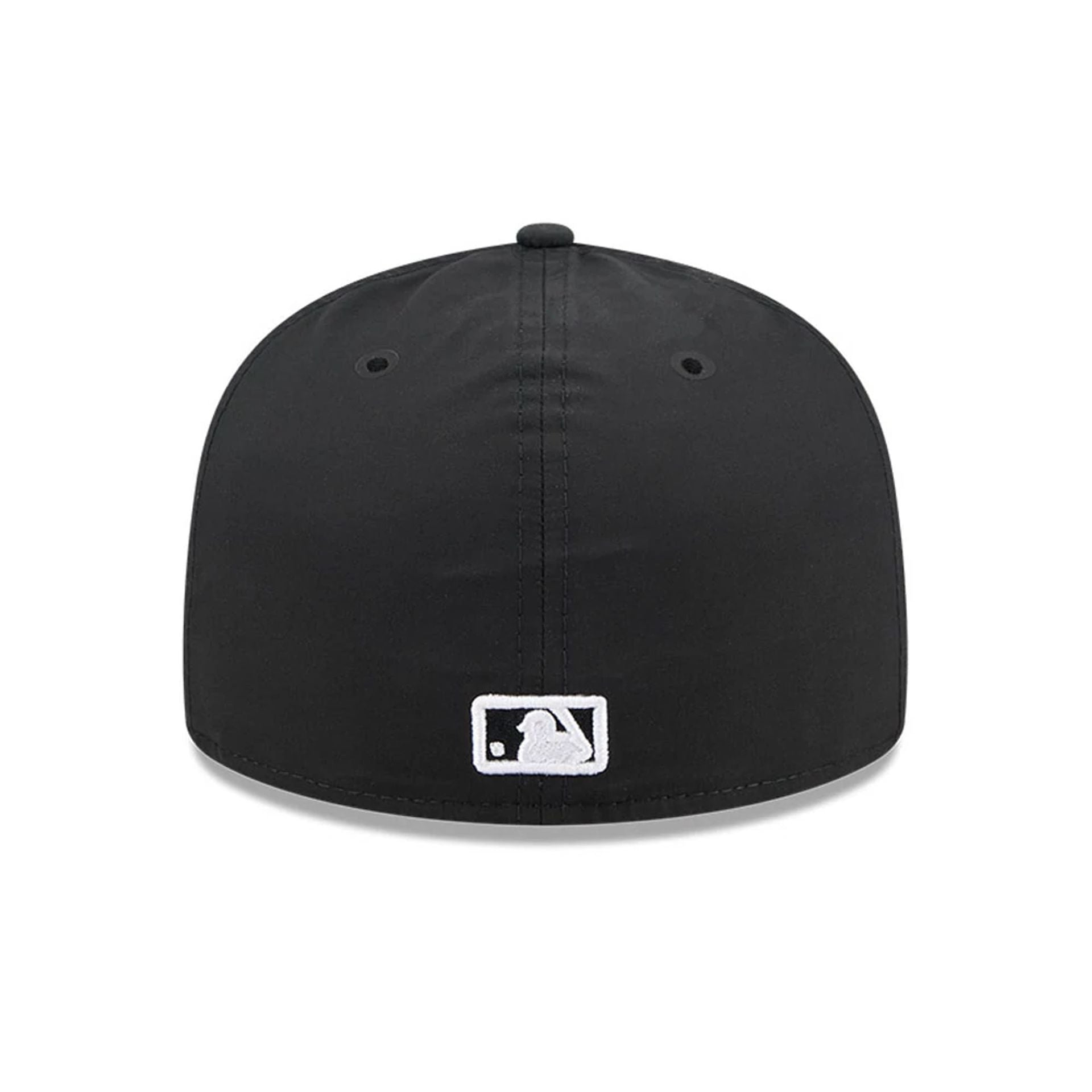 This is a New York Yankees 59FIFTY Day Black 59FIFTY Split Panel Fitted Cap 7