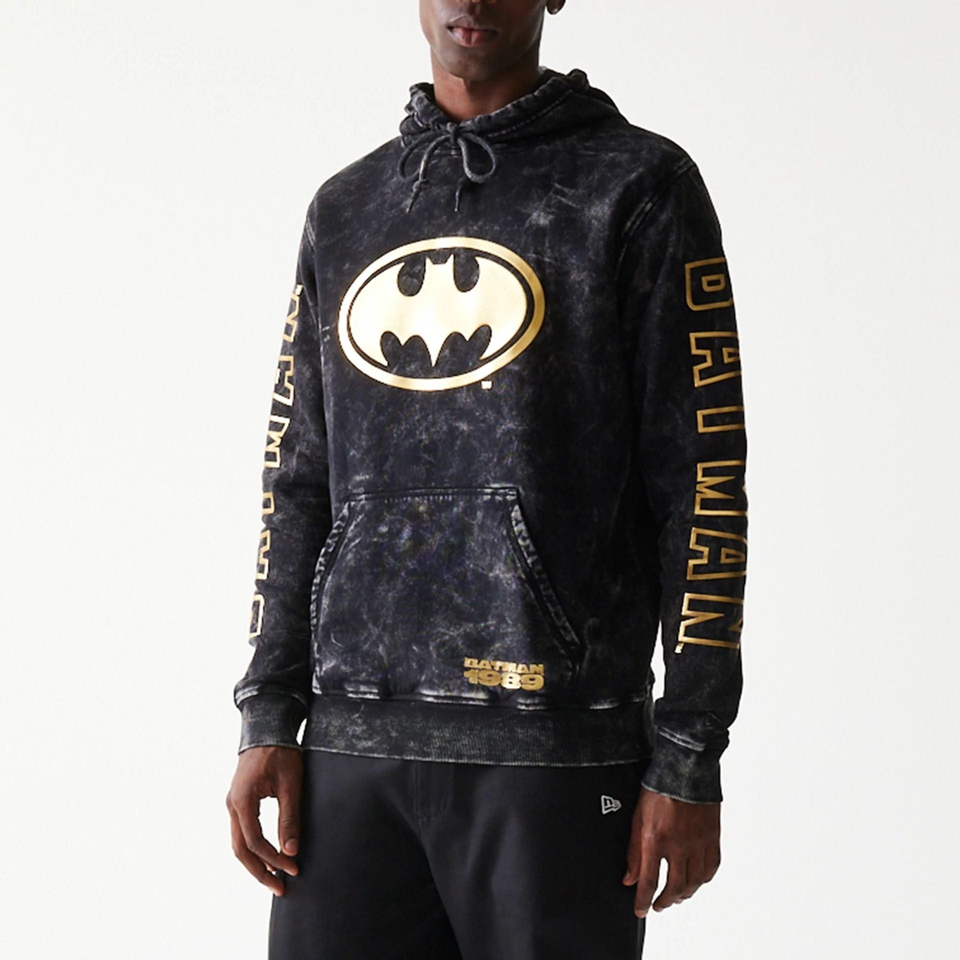 The Male model is wearing Batman 1989 Black Pullover Hoodie 6