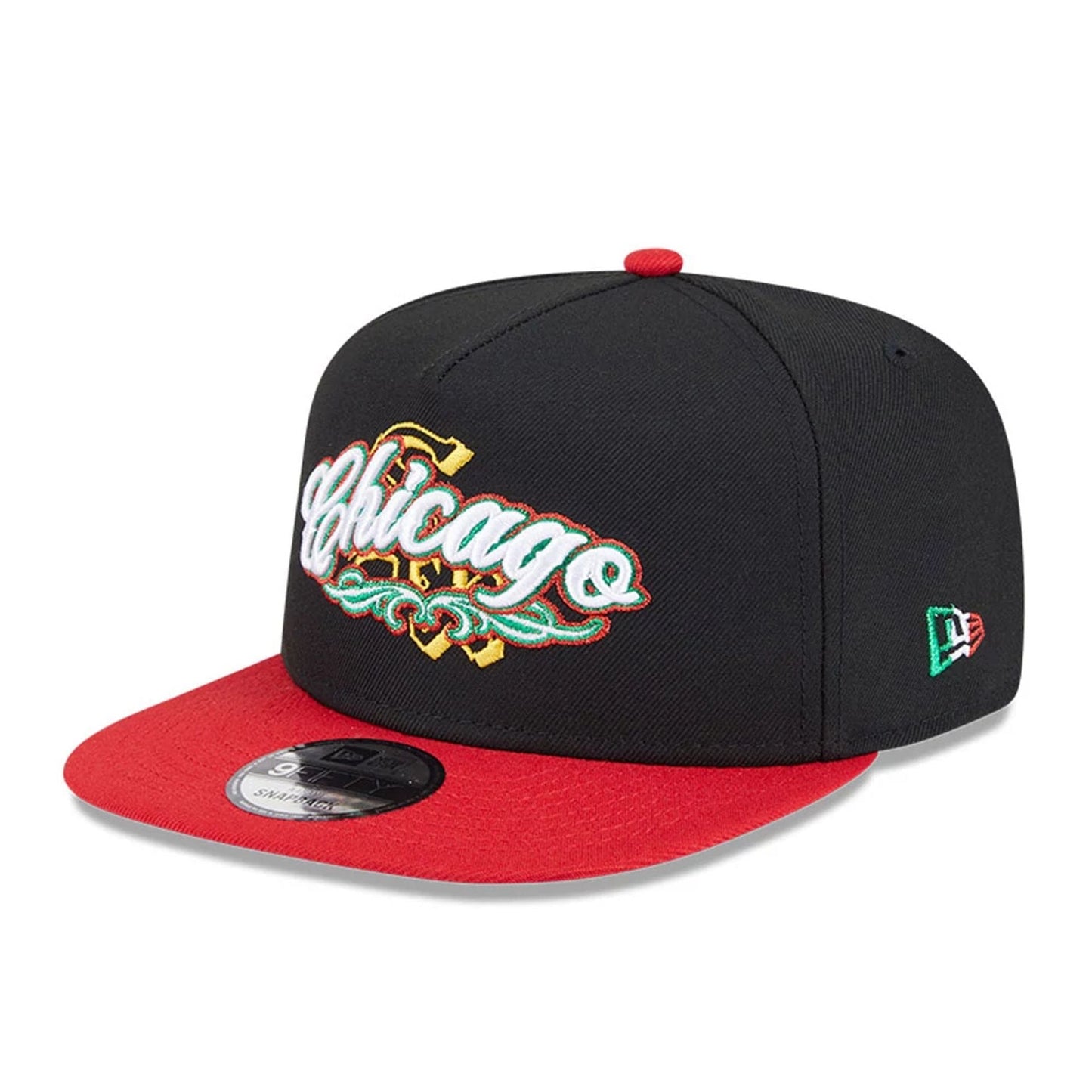 This is a Chicago White Sox City Script Black 9FIFTY A-Frame Snapback Adjustable Cap 4