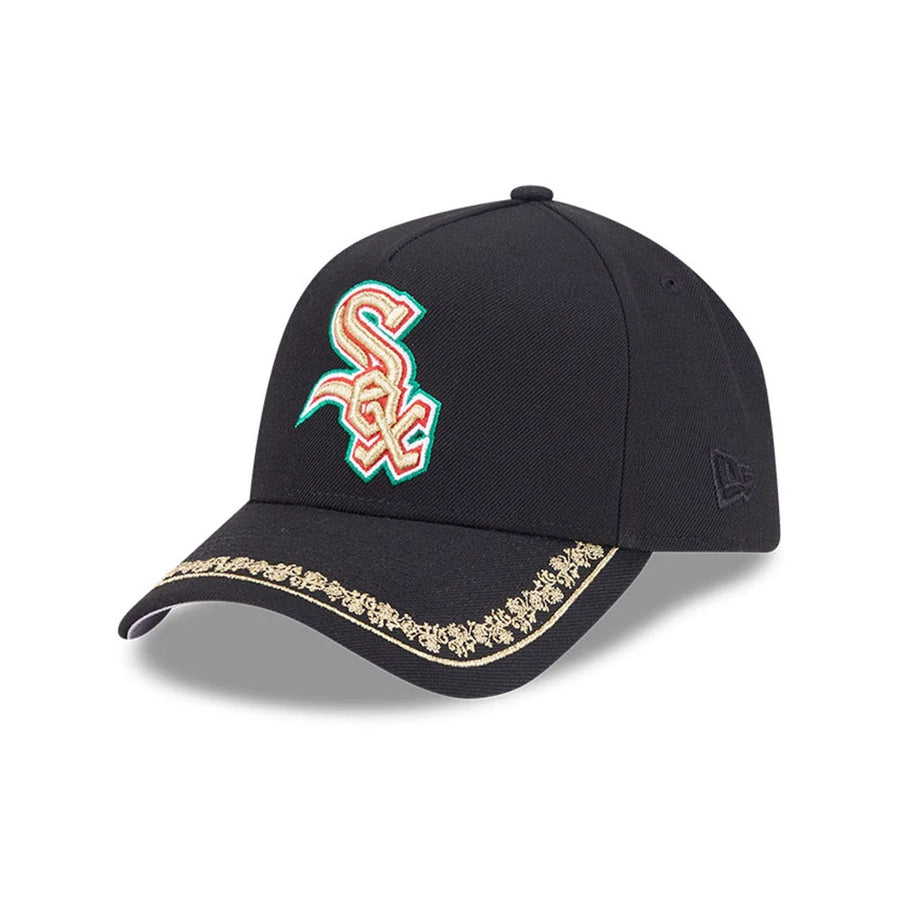 This is a Chicago White Sox Ornate Visor Black 9FORTY A-Frame Adjustable Cap 1