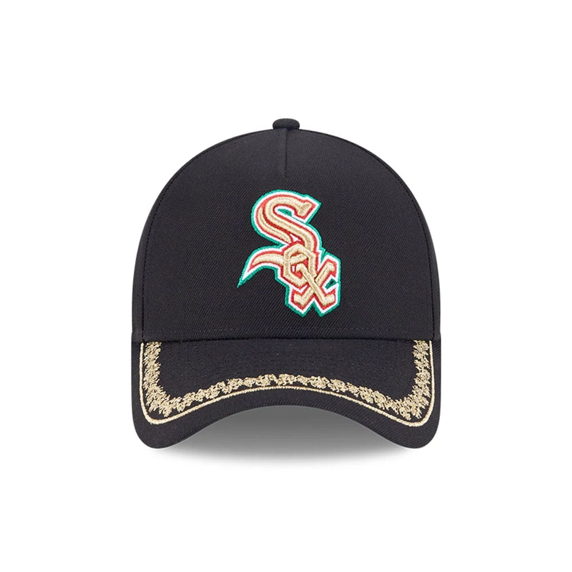 This is a Chicago White Sox Ornate Visor Black 9FORTY A-Frame Adjustable Cap 3