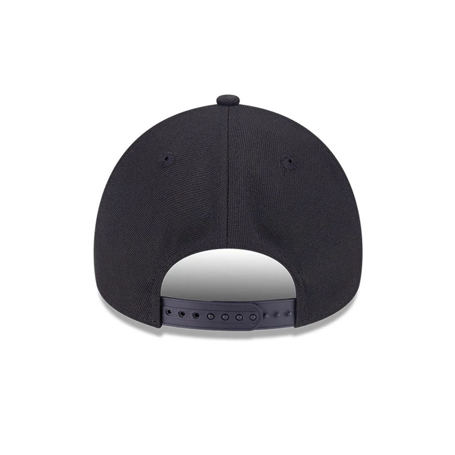 This is a Chicago White Sox Ornate Visor Black 9FORTY A-Frame Adjustable Cap 7