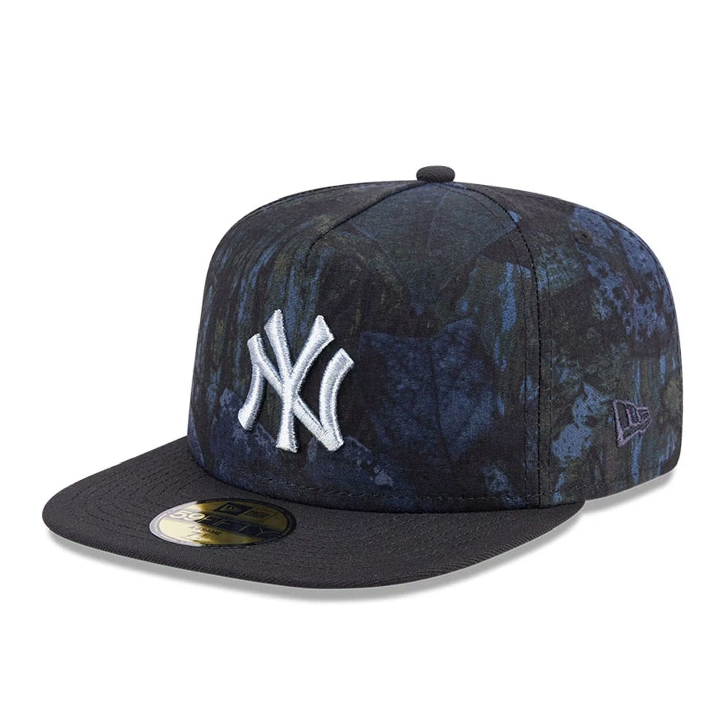 This is a New York Yankees MLB Ripstop Real Tree Navy 59FIFTY A-Frame Fitted Cap 4