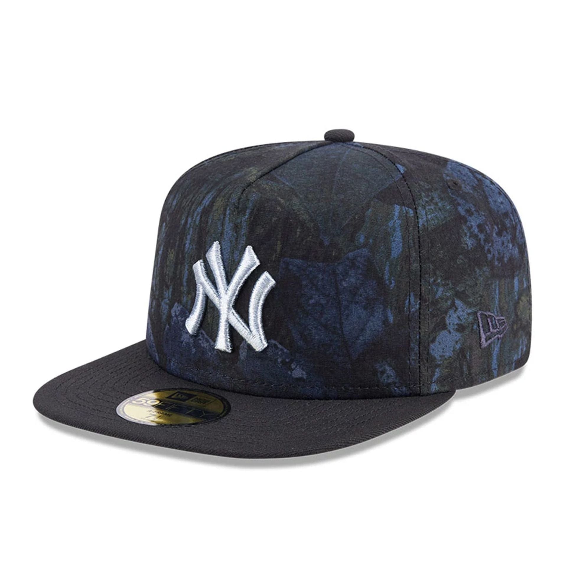 This is a New York Yankees MLB Ripstop Real Tree Navy 59FIFTY A-Frame Fitted Cap 4